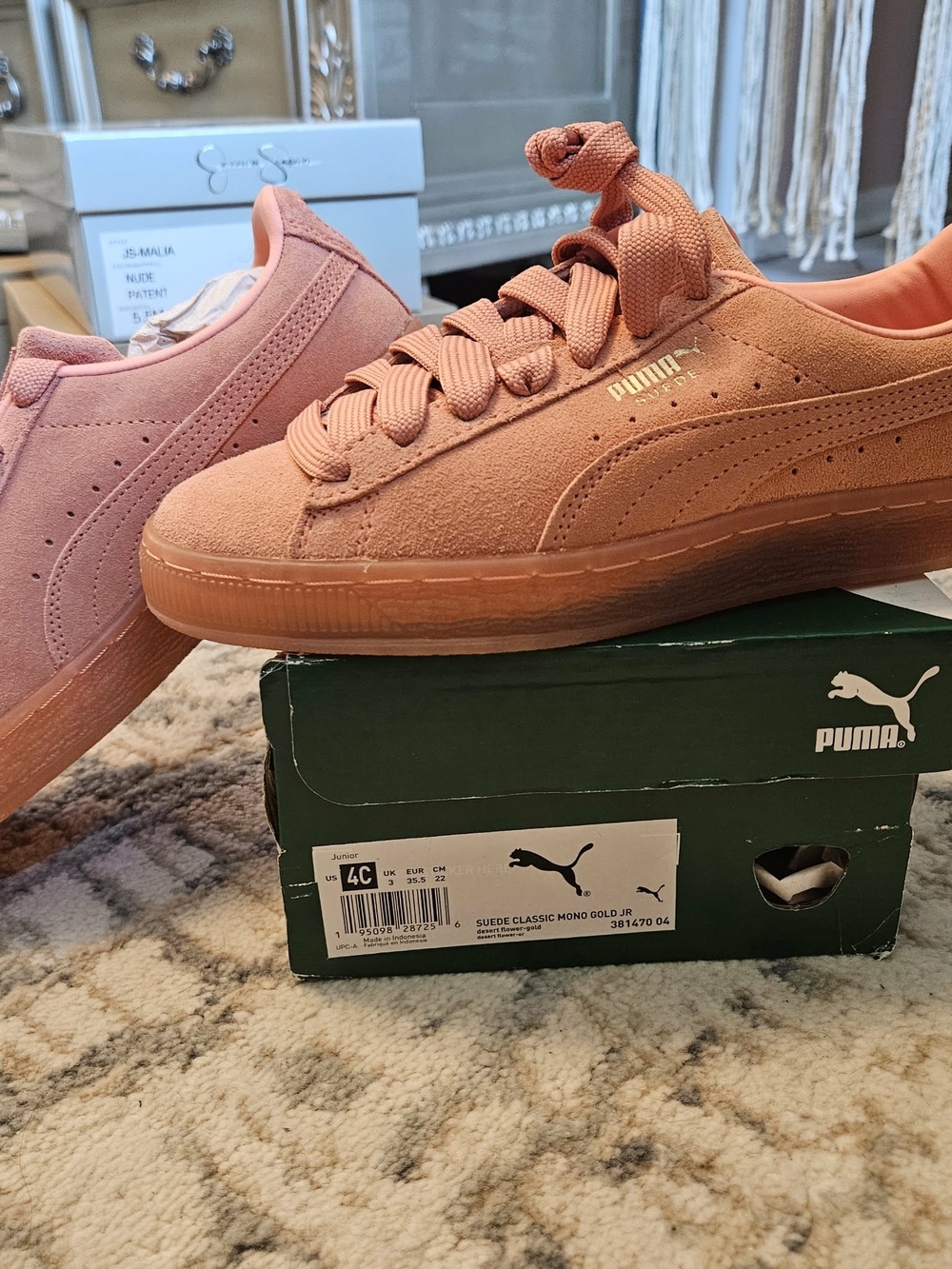 Puma Suede Classic Mono Pink Sneakers